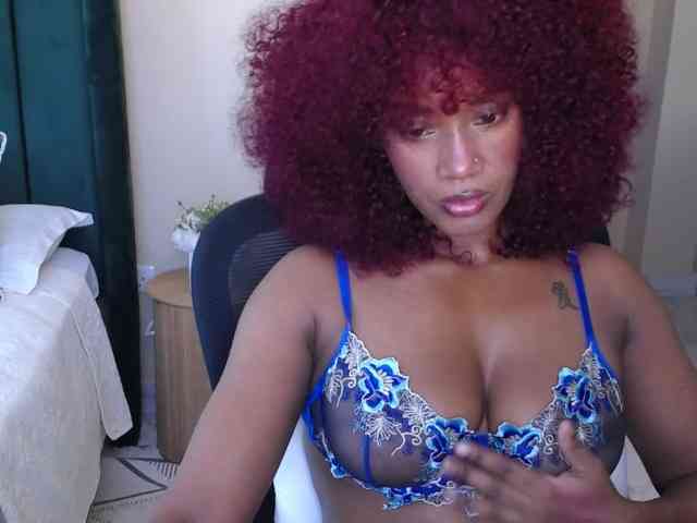 Saharangoddess webcam