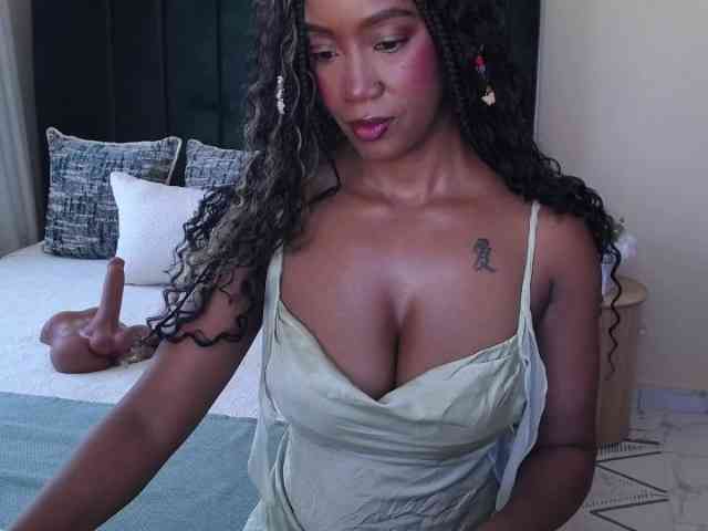 Saharangoddess webcam