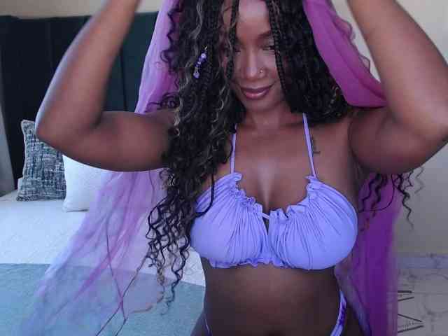 Saharangoddess webcam