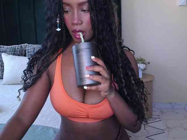 Saharangoddess webcam