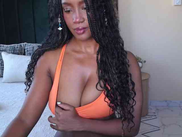 Saharangoddess webcam