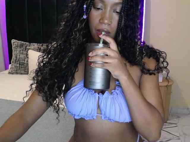 Saharangoddess webcam