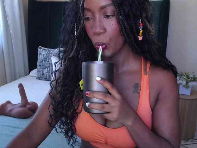 Saharangoddess webcam