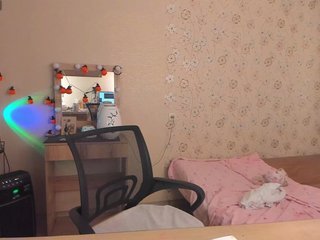 Alicenextdoor