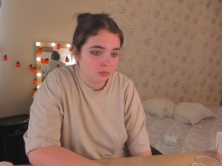 Alicenextdoor Porn Show
