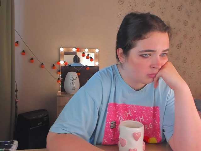 Alicenextdoor live cam on BongaCams