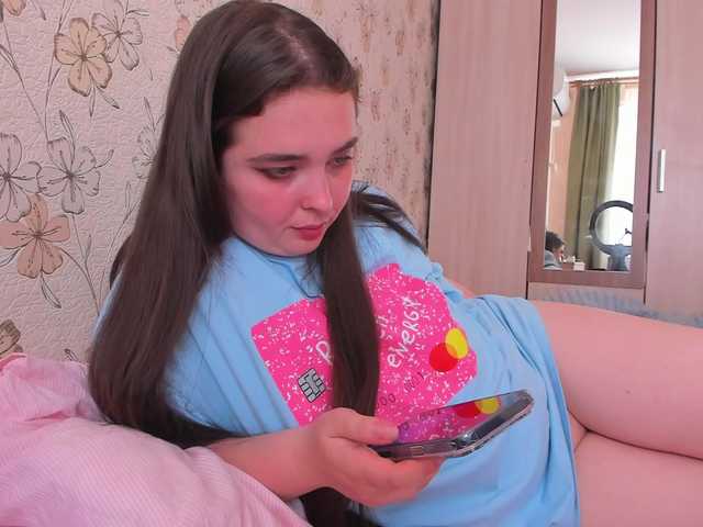 Alicenextdoor live cam on BongaCams