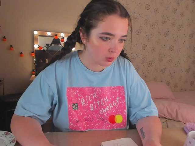 Alicenextdoor live cam on BongaCams