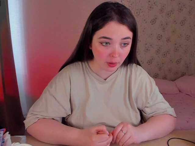 Alicenextdoor's BongaCams show and profile