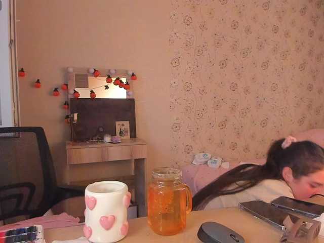 Alicenextdoor live cam on BongaCams