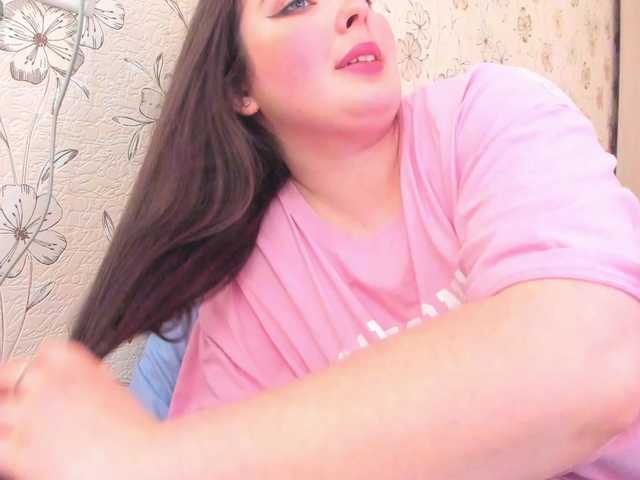 Alicenextdoor live cam on BongaCams