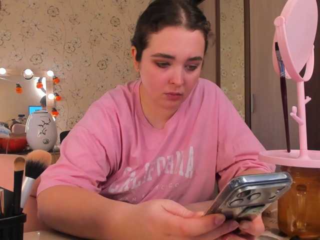 Alicenextdoor, live now on BongaCams