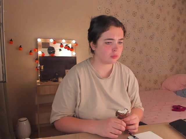 Alicenextdoor live cam on BongaCams