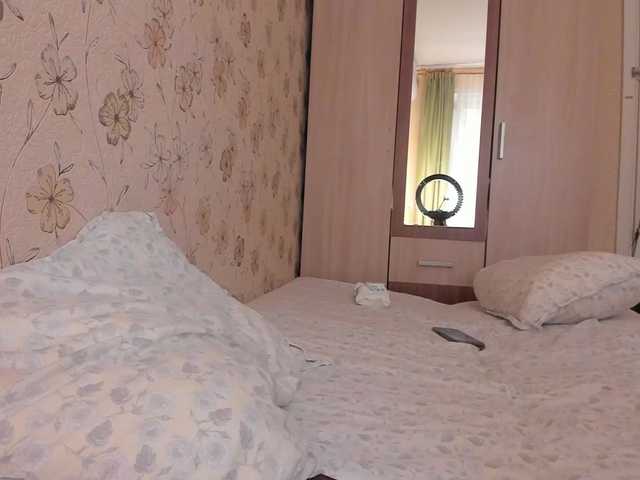 Alicenextdoor live cam on BongaCams