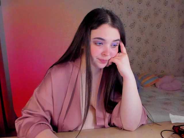 Alicenextdoor's BongaCams show and profile