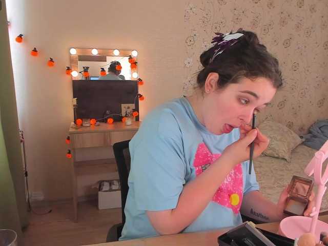 Alicenextdoor live cam on BongaCams