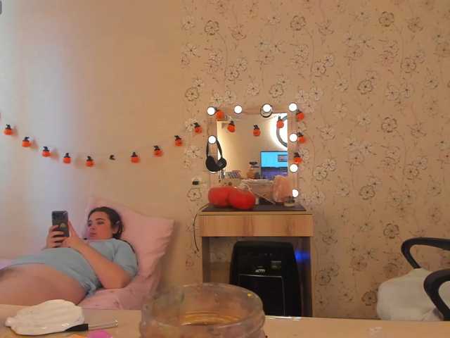 Alicenextdoor