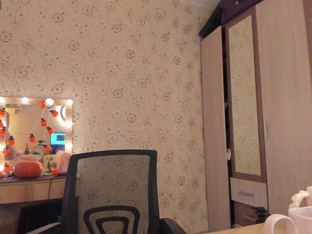 Alicenextdoor