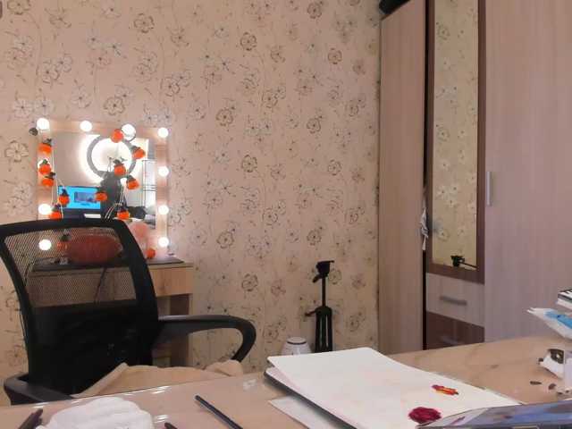Alicenextdoor live cam on BongaCams