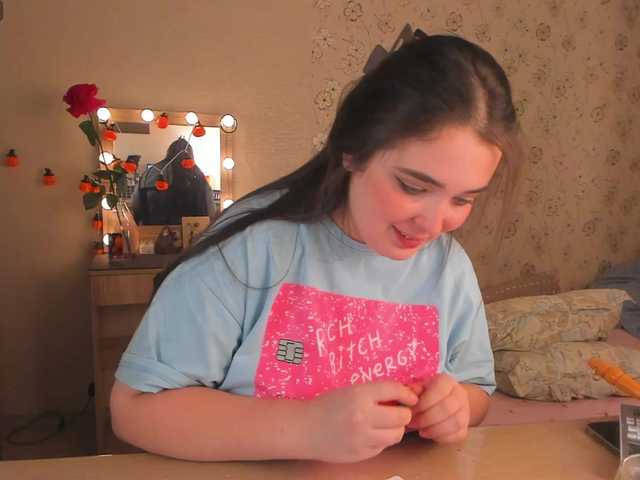 Alicenextdoor live cam on BongaCams