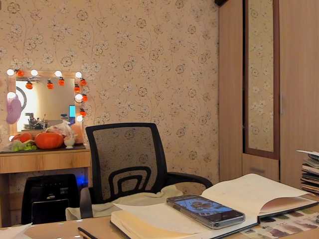 Alicenextdoor live cam on BongaCams
