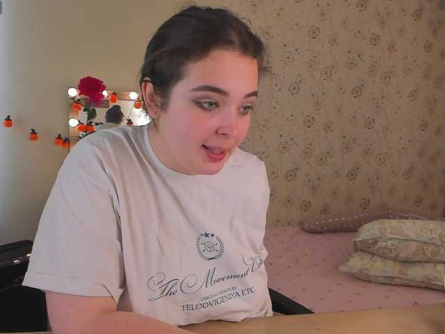 Alicenextdoor live cam on BongaCams
