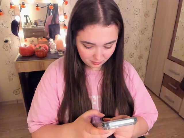 Alicenextdoor live cam on BongaCams