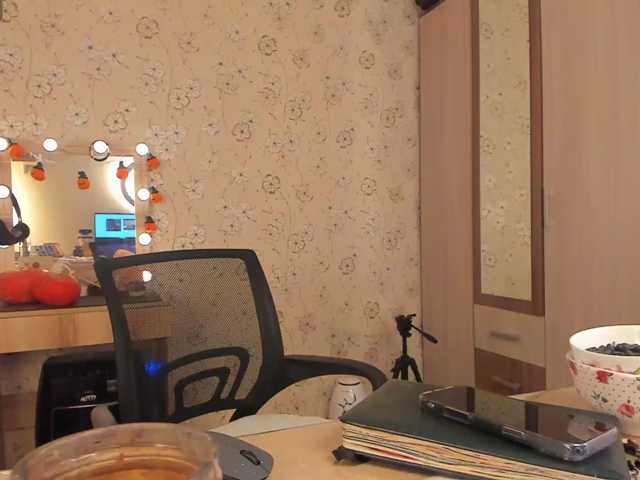Alicenextdoor, live now on BongaCams