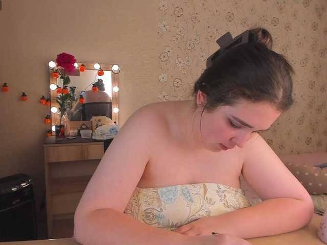 Alicenextdoor live cam on BongaCams