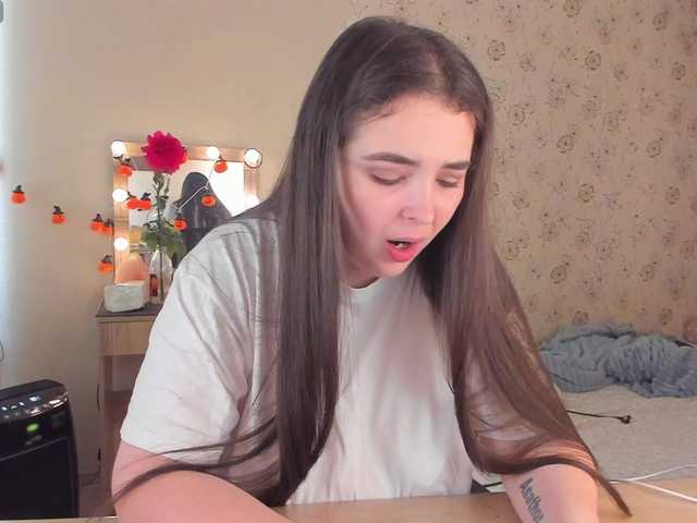 Alicenextdoor live cam on BongaCams