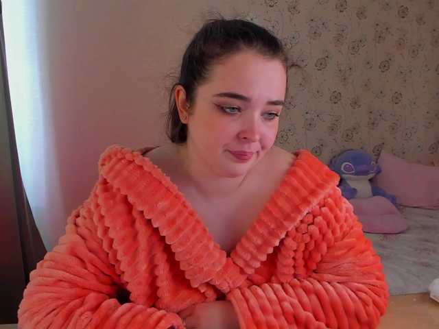 Alicenextdoor's BongaCams show and profile