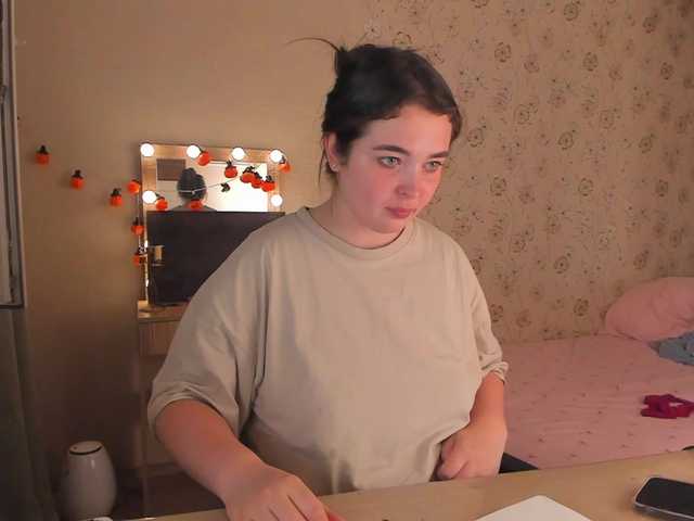 Alicenextdoor live cam on BongaCams