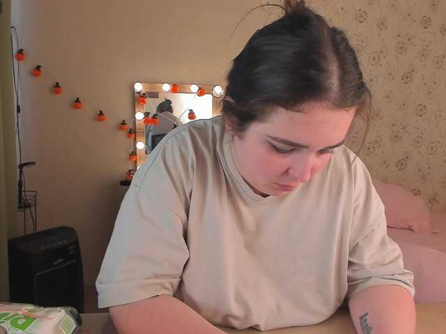 Alicenextdoor live cam on BongaCams