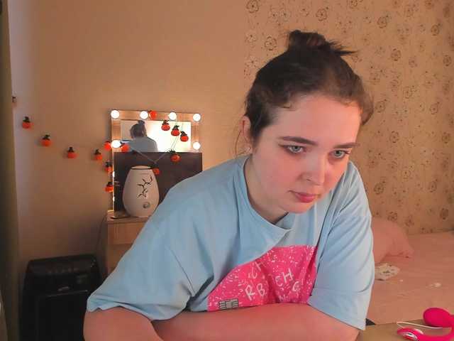 Alicenextdoor live cam on BongaCams
