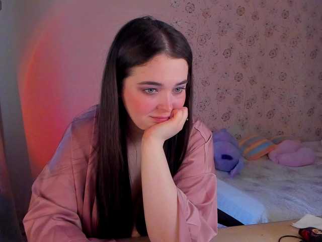 Alicenextdoor's BongaCams show and profile