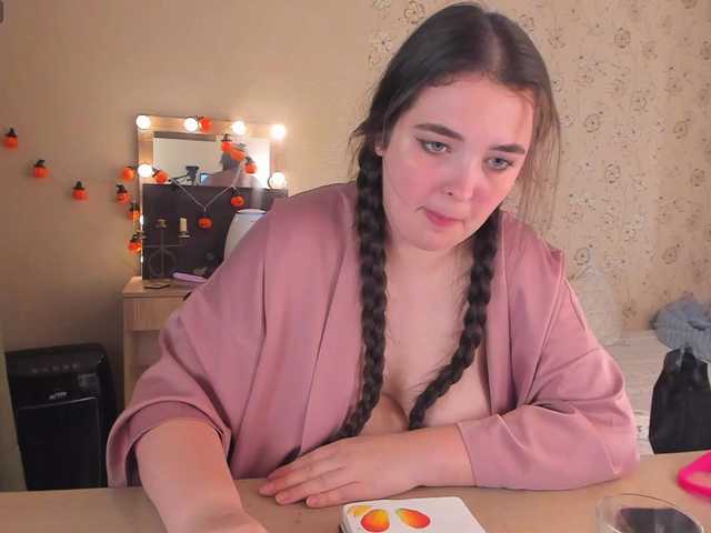 Alicenextdoor live webcam show