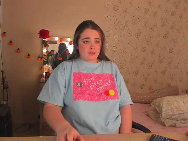 Alicenextdoor live cam on BongaCams