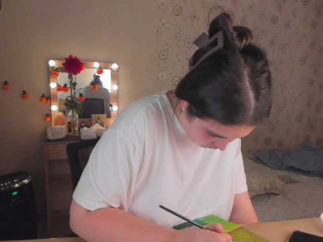 Alicenextdoor live cam on BongaCams