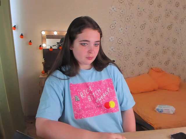 Alicenextdoor live cam on BongaCams