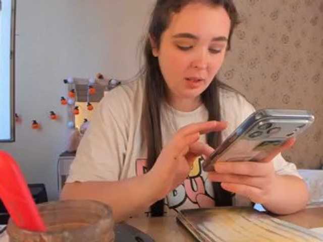 Alicenextdoor live cam on BongaCams