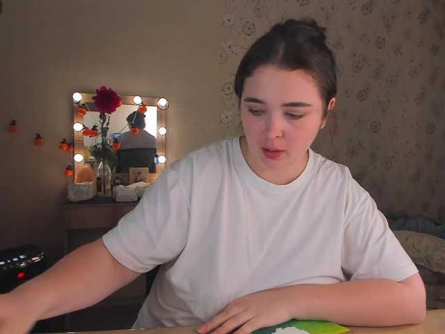 Alicenextdoor live cam on BongaCams