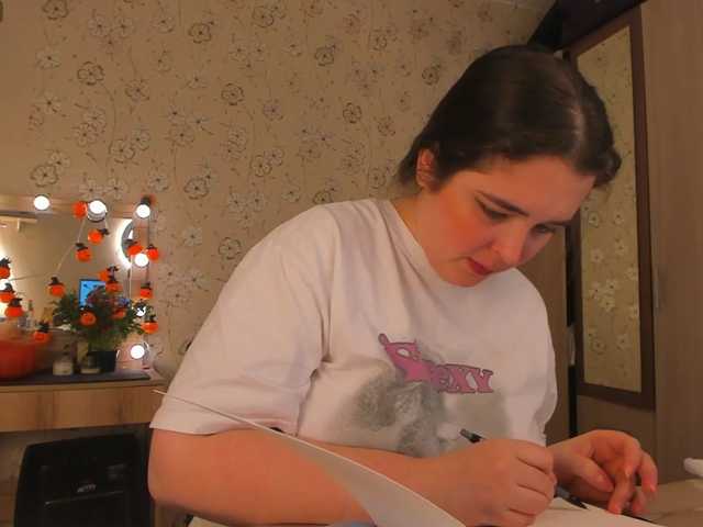 Alicenextdoor live cam on BongaCams