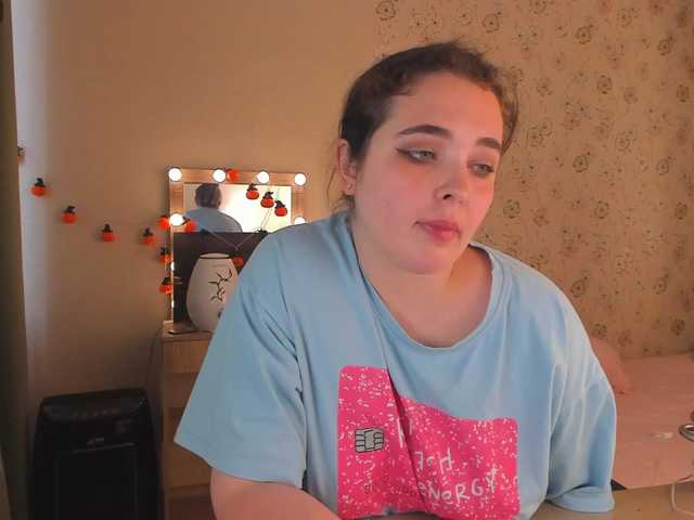 Alicenextdoor live cam on BongaCams