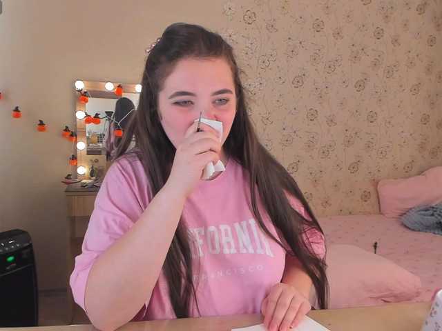 Alicenextdoor live cam on BongaCams