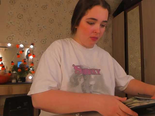 Alicenextdoor live cam on BongaCams