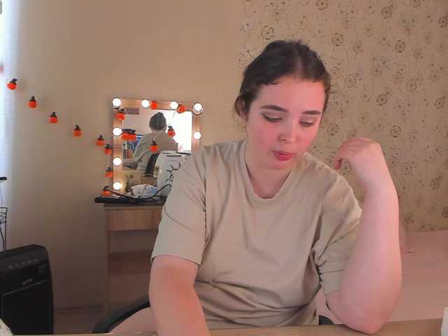 Alicenextdoor live cam on BongaCams