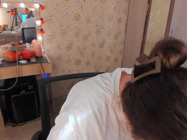Alicenextdoor live cam on BongaCams