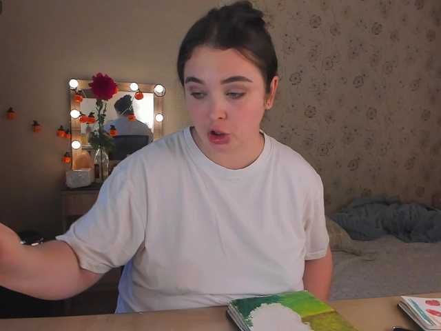 Alicenextdoor live cam on BongaCams