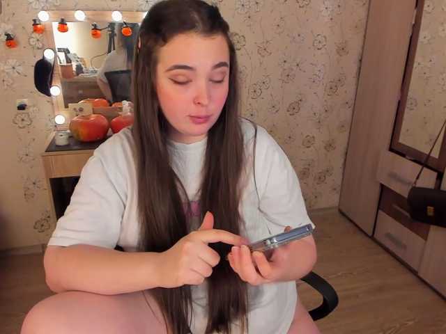 Alicenextdoor live cam on BongaCams