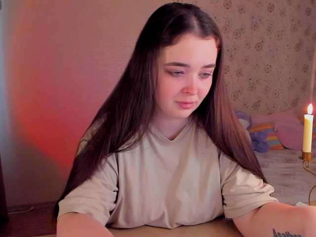 Alicenextdoor's BongaCams show and profile